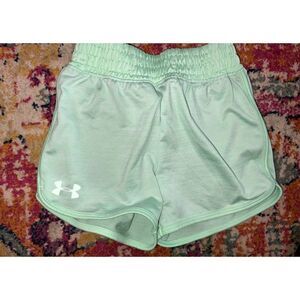 Girls Green Breeze Under Armour Shorts (5)
